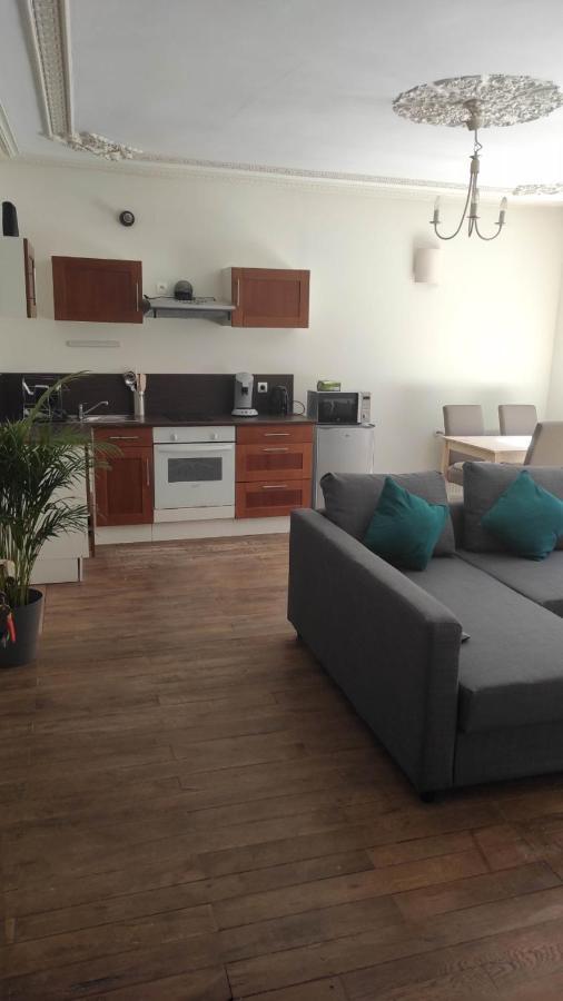 Aubigny Sur Nere Aparthotel Екстериор снимка